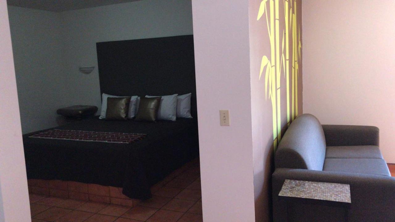 Nogales  Hotel Colonial De Nogales מראה חיצוני תמונה